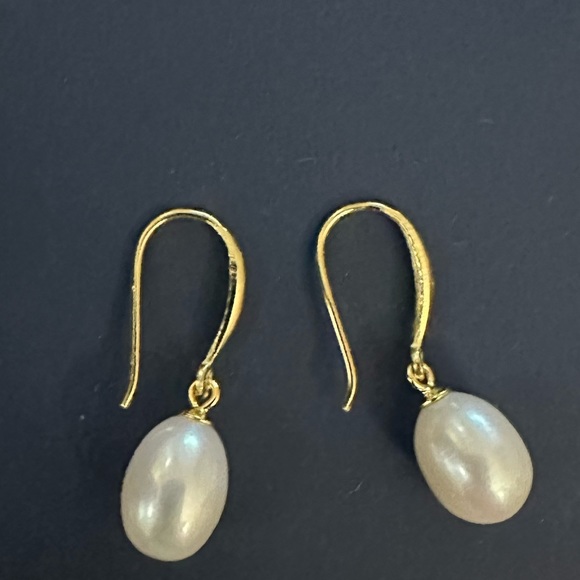 Pearl earrings - Picture 2 of 3